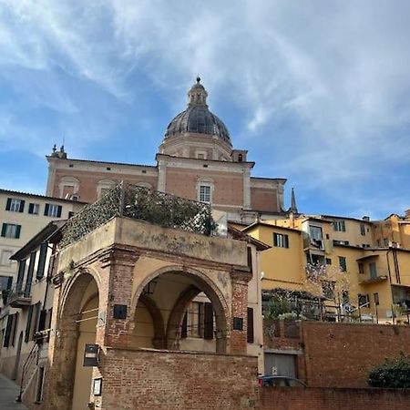 Nel Cuore Della Citta Sienne Extérieur photo